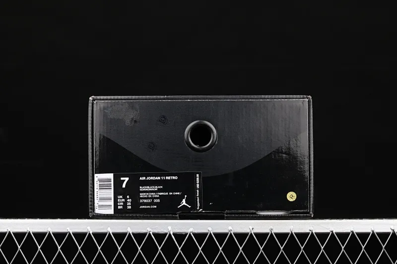 All categories Air Jordan Jordan series basketball shoes Air Jordan 11 X version Air Jordan 11 "Cap and Gown" AJ11 Joe 11 Black Gamma Black Warrior 378037-005
